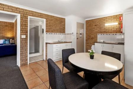Leichhardt Motor Inn - 77