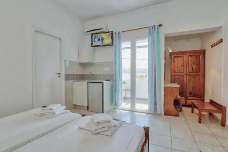 Pavlos Place - 60