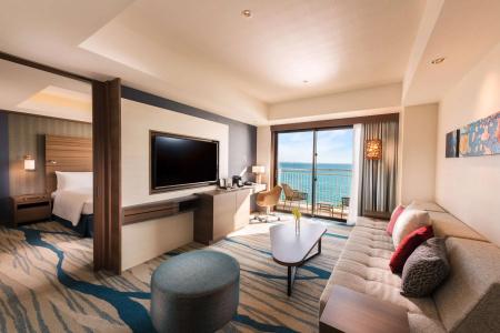 DoubleTree by Hilton Okinawa Chatan Resort - 12