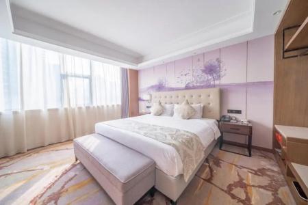 Wuhan Hongguang - 33