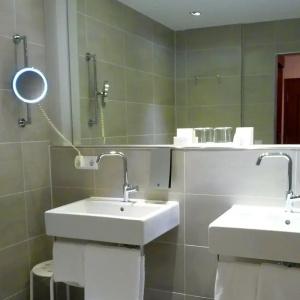 Bayerischer Hof - 94