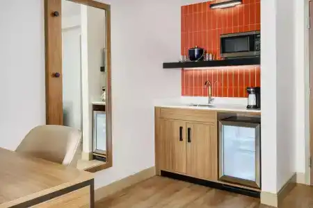 Hyatt Place across from Universal Orlando Resort - 28