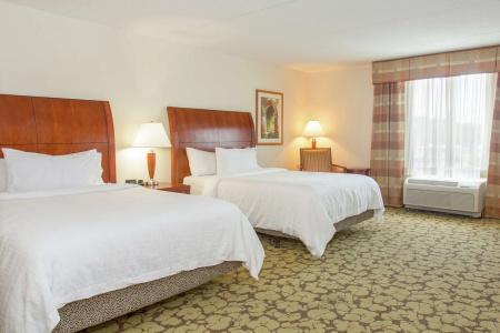 Hilton Garden Inn/Coastal Grand Mall - 9