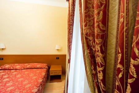 Funny Palace Hostel - 1