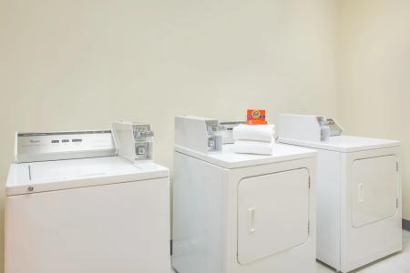 Wingate by Wyndham Conference Center - 32