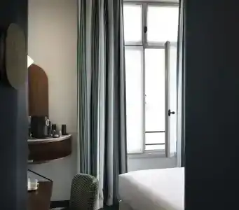 Hôtel De Lutece - Notre-Dame - 95