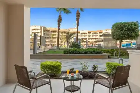 Albatros White Beach - 34