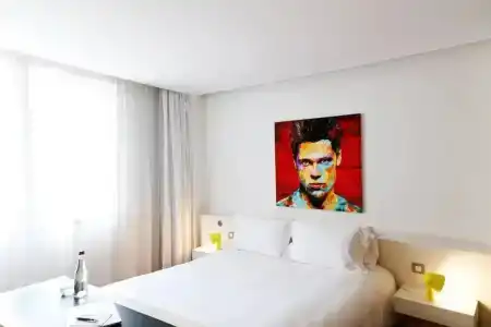 Hôtel de Bourgtheroulde, Autograph Collection - 5