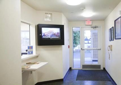 WoodSpring Suites - 2