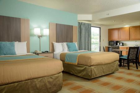 Pigeon River Inn - 2