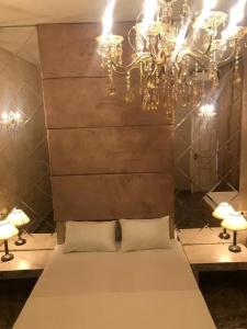 Grand Deluxe - 5