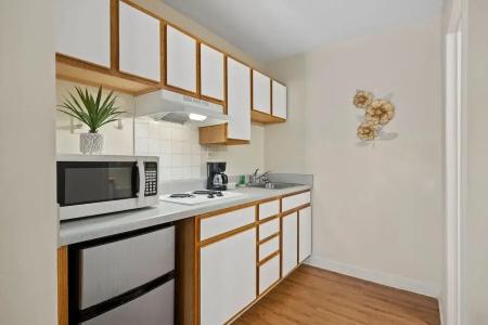 Affordable Suites - 35