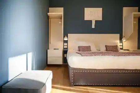 Rarity Suites - 1