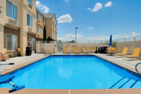 Fairfield Inn by Marriott - 18