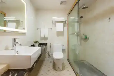 Guangzhou Compass - 18