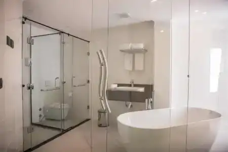 Redcon Suites - 151