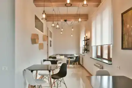 UPstairs Apart - Hostel - 13