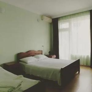 Green - 3