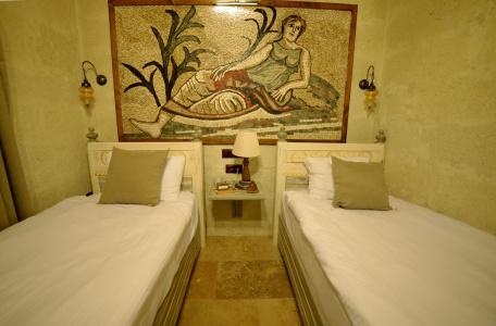 Caftan Cave Suites - 4