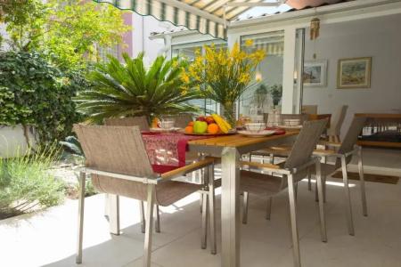 Garden Apartment - 129