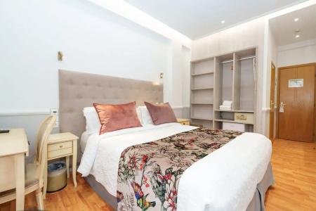 Acropolis Ami Boutique - 42