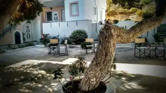 Pefkides Aegina Boutique - 35