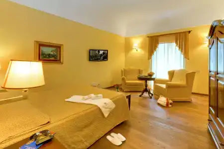 La Plumeria - 4