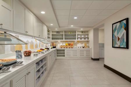 Hyatt Place Tucson Central - 9