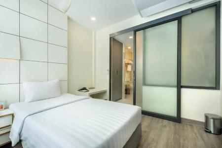 Qiu Sukhumvit - 126
