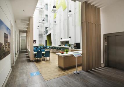 Atrium Fashion - 17