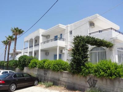 Michalis Studios & - 25
