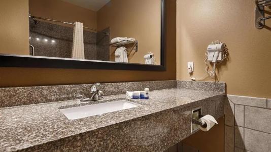 Best Western Plus Heritage Inn - 57