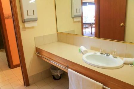 St Georges Motor Inn - 99