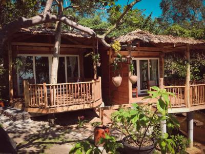 Bamboo Cottages - 140