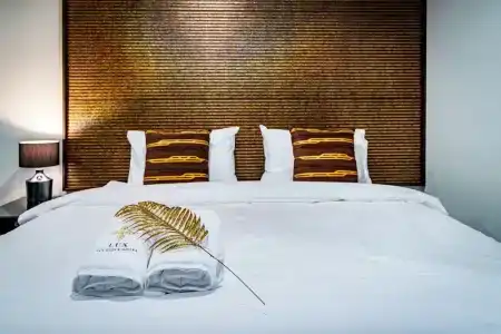 Lux Boutique - 25