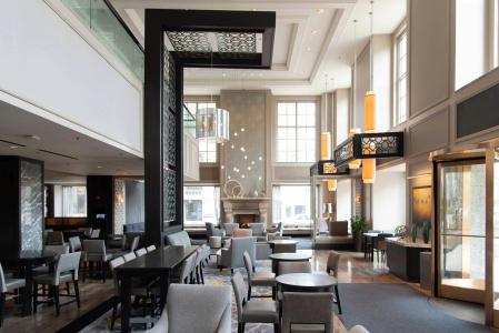 Hilton Chicago - 31