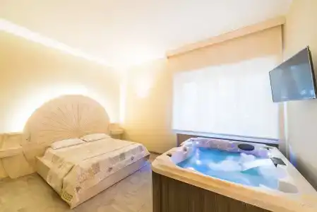 Villa Domus Salento Suites & Rooms - 12