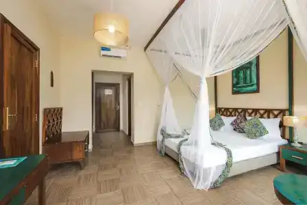 Zanzibar Queen - 46