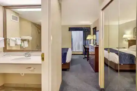 Comfort Inn - 44
