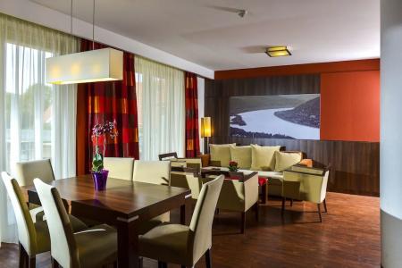 Royal Club - 38