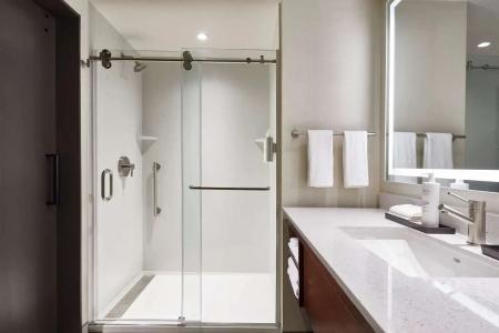 Embassy Suites by Hilton Nashville - 56