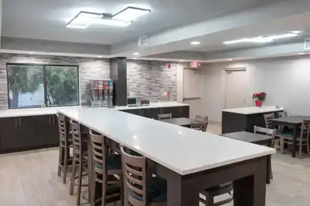 Admiral's Inn on - 25