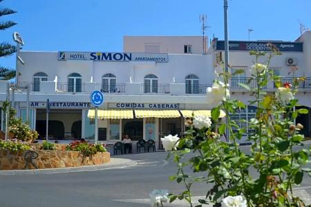 Simón - 23