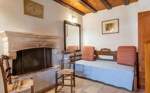 Goulas Traditional Guesthouse - 43