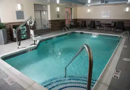 Fairfield Inn & Suites by Marriott Uptown/University Area - 14