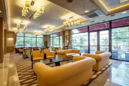 Landmark Creek & Wellness - 1