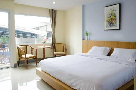 The Impress Sisaket - 9