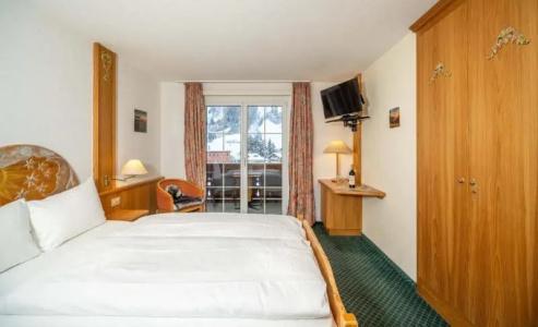 Grichting & Serviced - 142