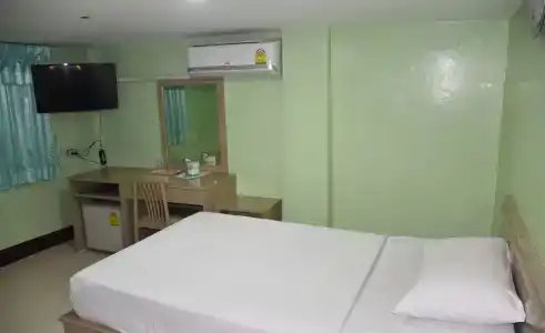 Woodlands Inn - 21