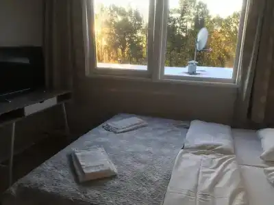 Holms Motel - 6